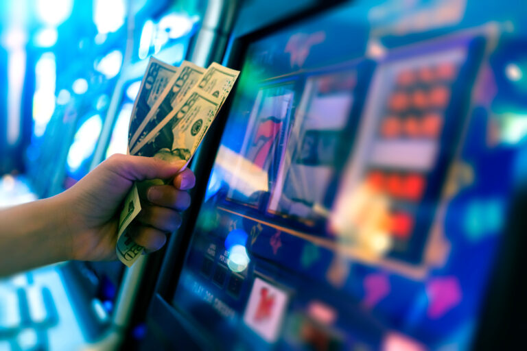 gambling slot machine